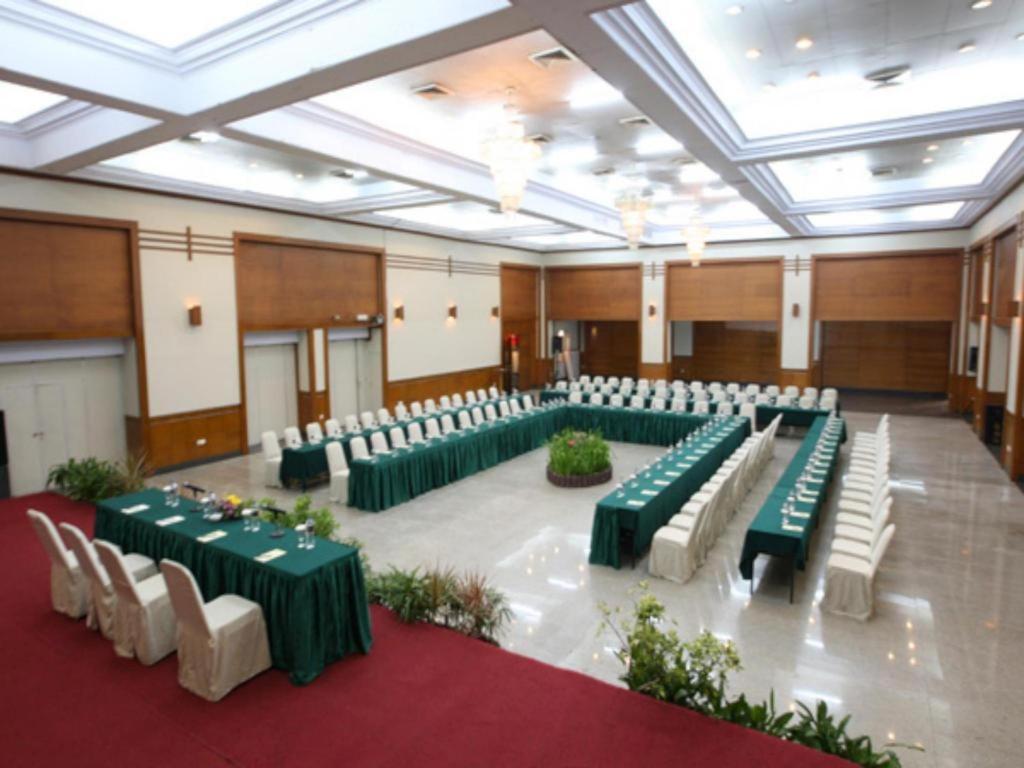 Makassar Golden Hotel מראה חיצוני תמונה
