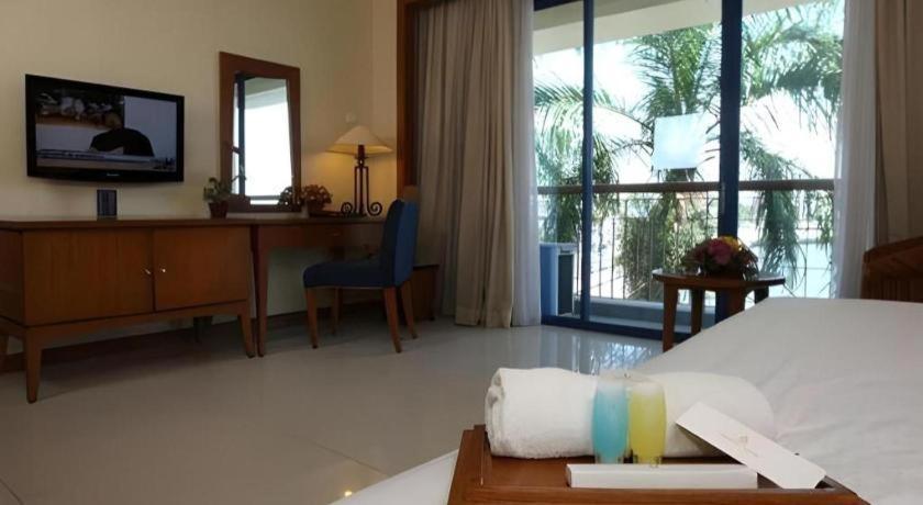 Makassar Golden Hotel מראה חיצוני תמונה