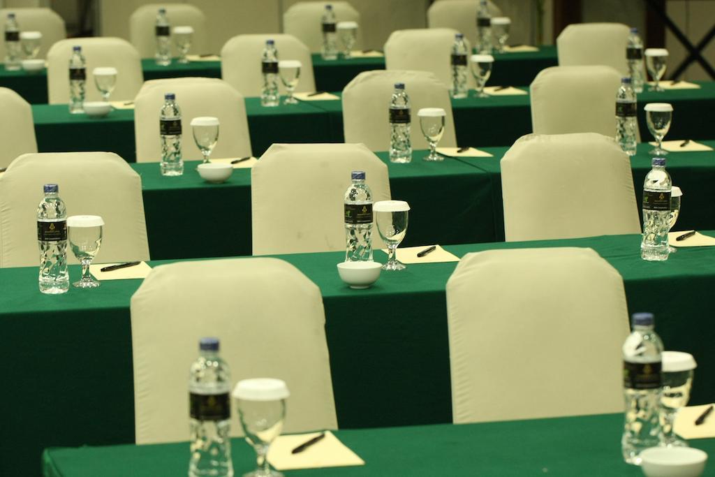 Makassar Golden Hotel מראה חיצוני תמונה